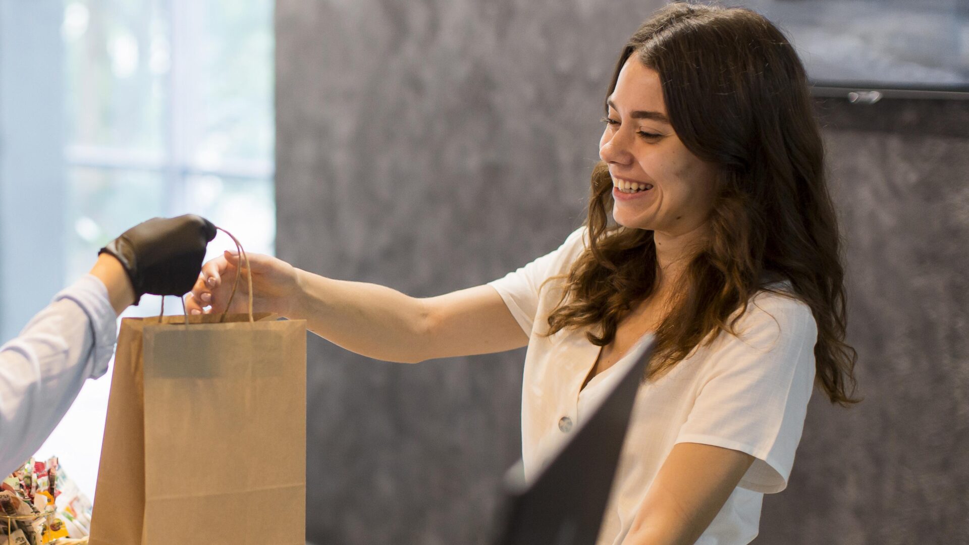 woman-happy-shop-organic-products