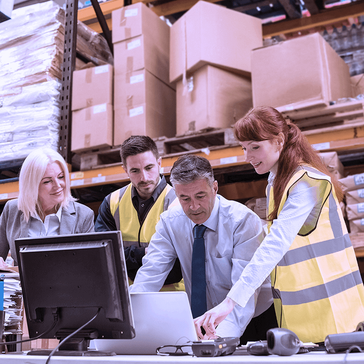 Group reviewing data in Warehouse